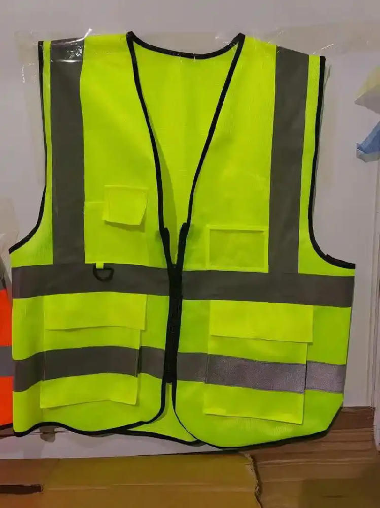 加油站工装马甲定制细节注意事项	